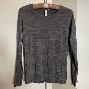 Lululemon Gray Long Sleeve Top